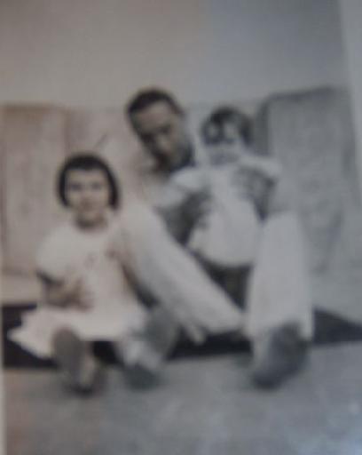 André Saurat & ses filles (1952)